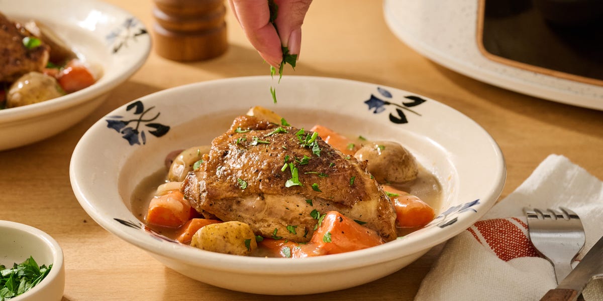 Pioneer Woman Slow Cooker Chicken Thighs: Melt-in-Your-Mouth Recipe